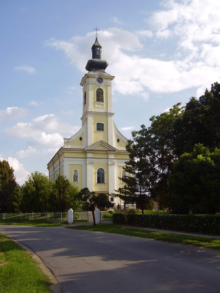  Świątynia Rzymsko-Katolicka w Egyek 