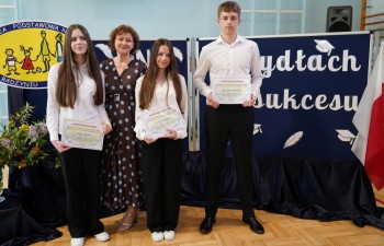 Wręczenie dyplomów w Szkole Podstawowej nr 2
