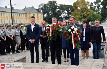 210917-pomnik-36