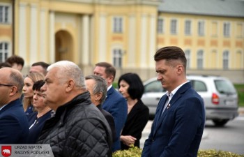 210917-pomnik-45