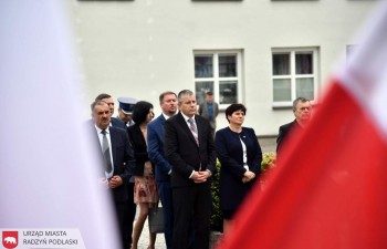 210917-pomnik-47