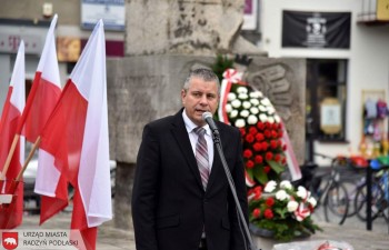 210917-pomnik-51
