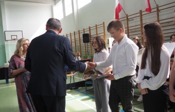 zakonczenie_sp2_037