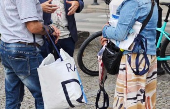 1ca40448-36f8-419d-895b-7a69b27ef9b3